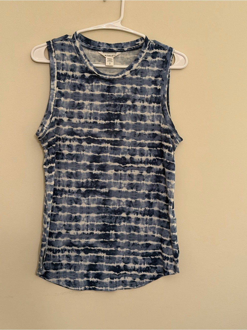 Athleta Breezy Tank size Small